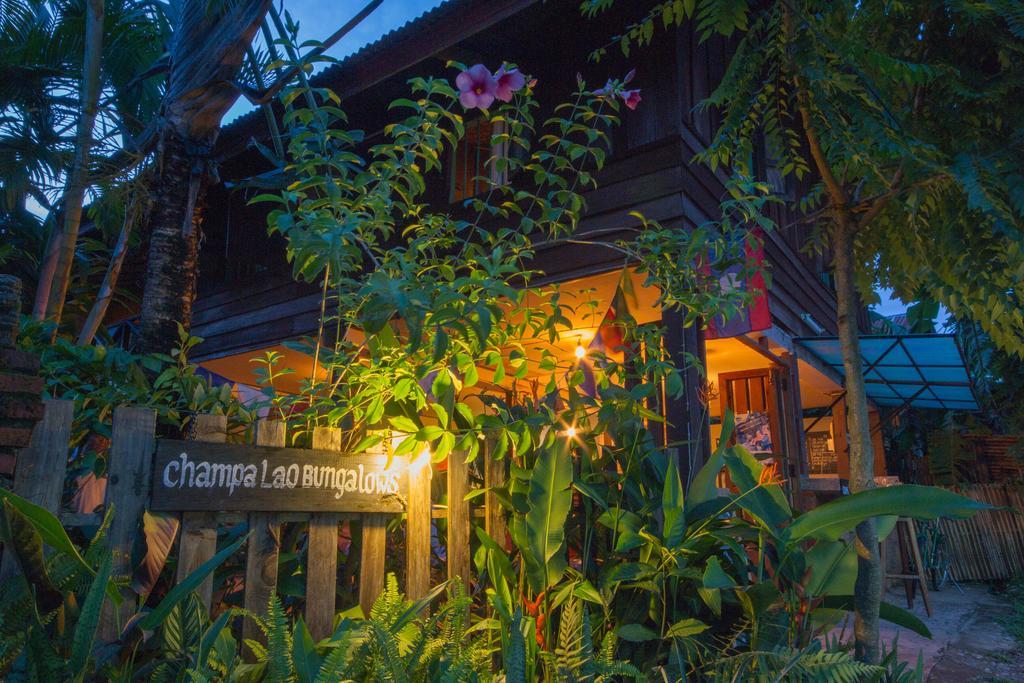 Champa Lao Bungalows Vang Vieng Exterior photo