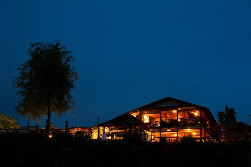 Champa Lao Bungalows Vang Vieng Exterior photo