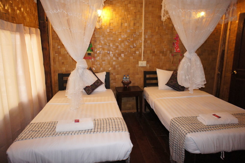 Champa Lao Bungalows Vang Vieng Exterior photo