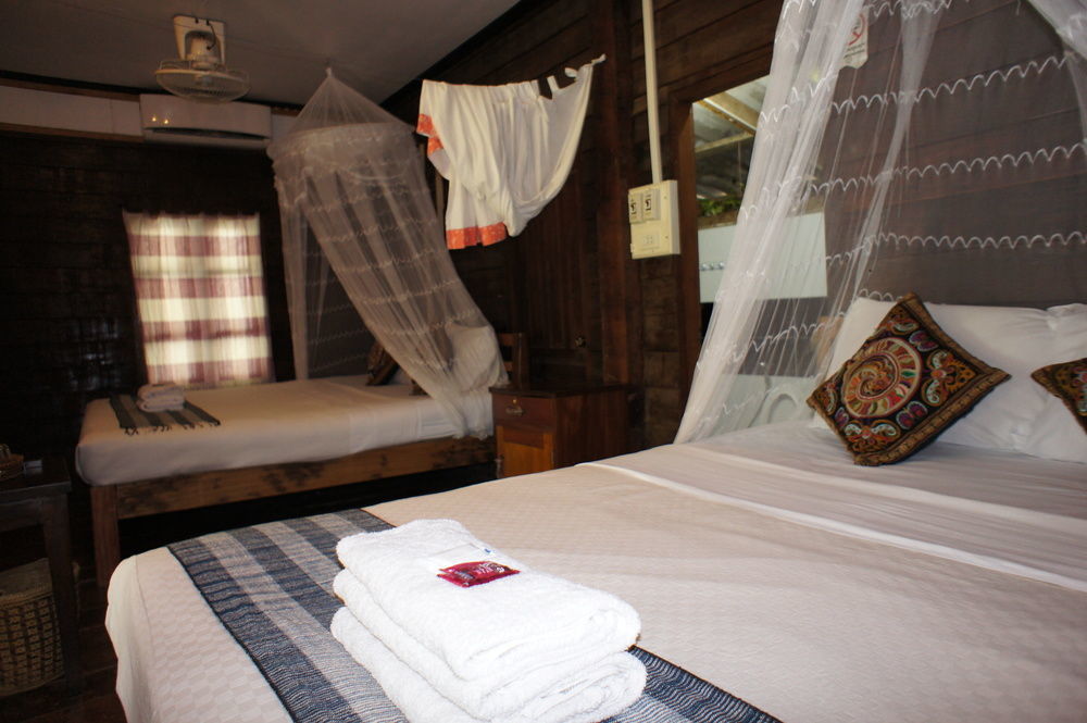 Champa Lao Bungalows Vang Vieng Exterior photo